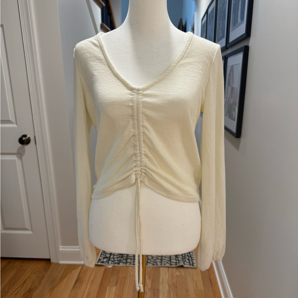 Story Long Sleeve off White drawstring Ruched Sweater